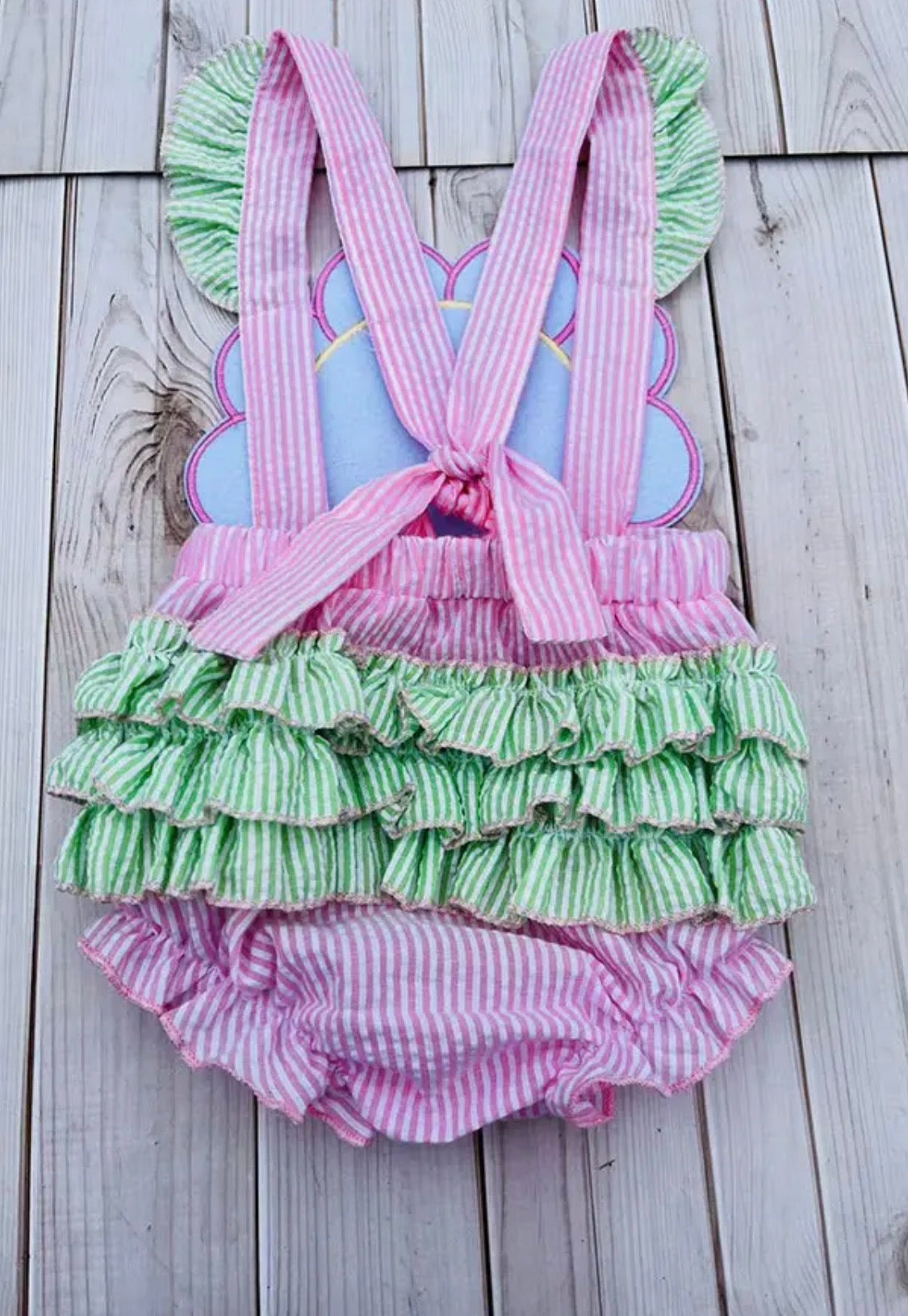 Summer Fun Flower Ruffled Bubble
